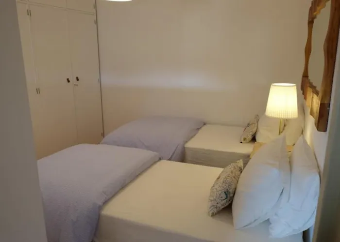 2 Bedroom With Garden And Pantheon Views By Lisbeyond Апартаменти